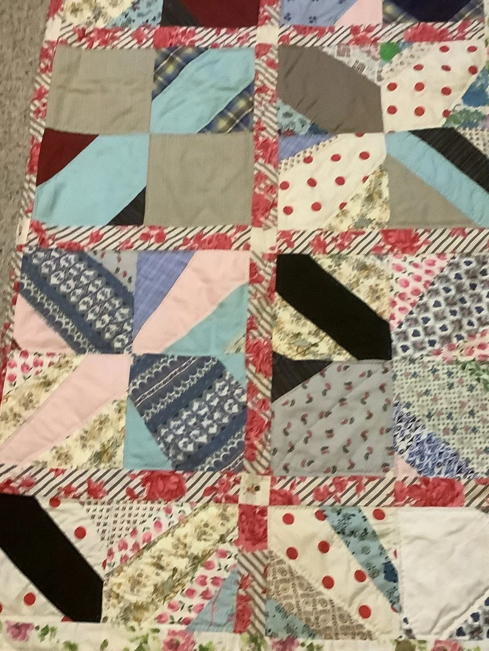 Vintage-Inspired Patchwork Quilt in Multi-Color